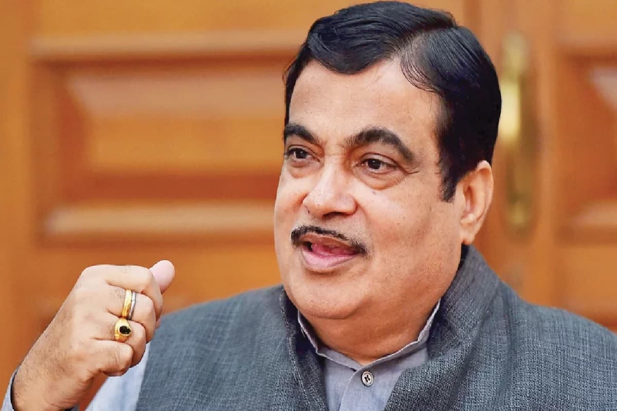 Fact Check: दोपहिया वाहनों पर टोल टैक्स, नितिन गडकरी ने बताया क्या है सच?