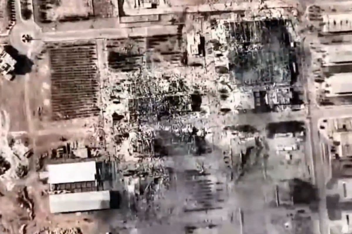 Israel Iran War Video: इजराइल ने ईरान के न्यूक्लियर रिसर्च सेंटर पर ऐसे किया हमला, देखें वीडियो