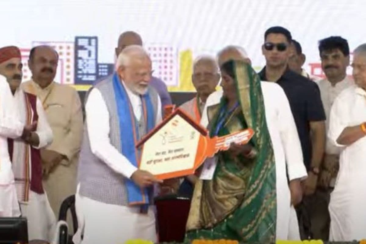 प्रधानमंत्री ने भेजी पीएम आवास योजना की पहली किस्त, बिहार के 53 हजार से अधिक झुग्गी-झोपड़ी वालों का बनेगा पक्का मकान
