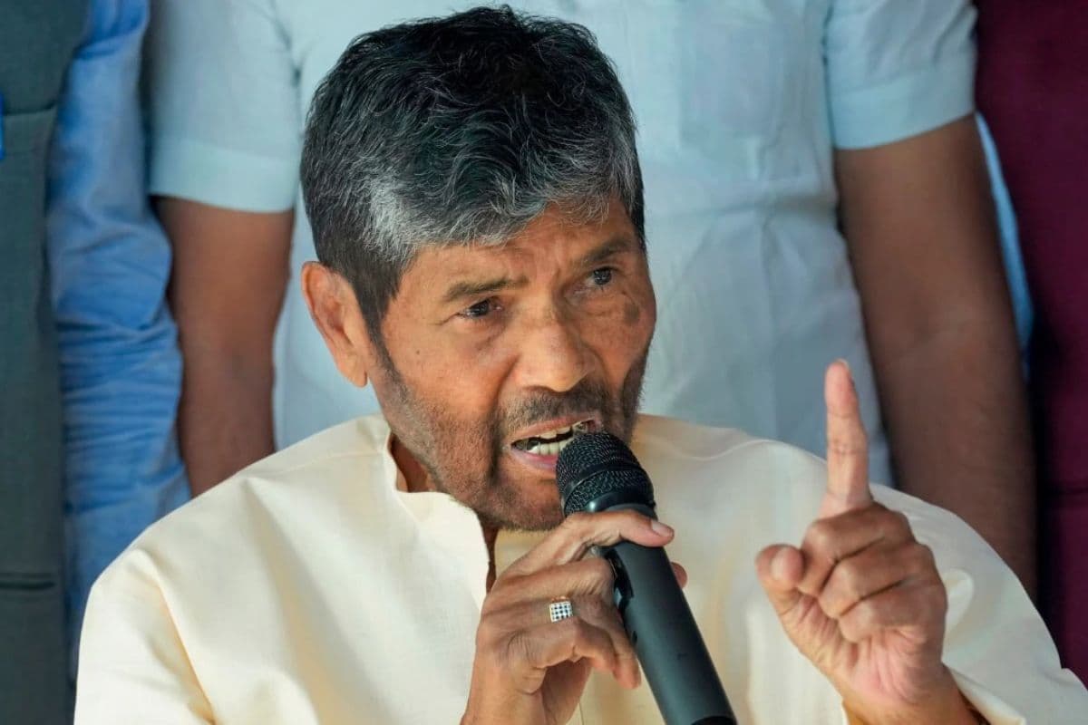 Bihar Politics: एनडीए के पूर्व सहयोगी ने सरकार पर उठाये सवाल, पारस बोले- बिहार की भलाई के लिए होना चाहिए यह काम