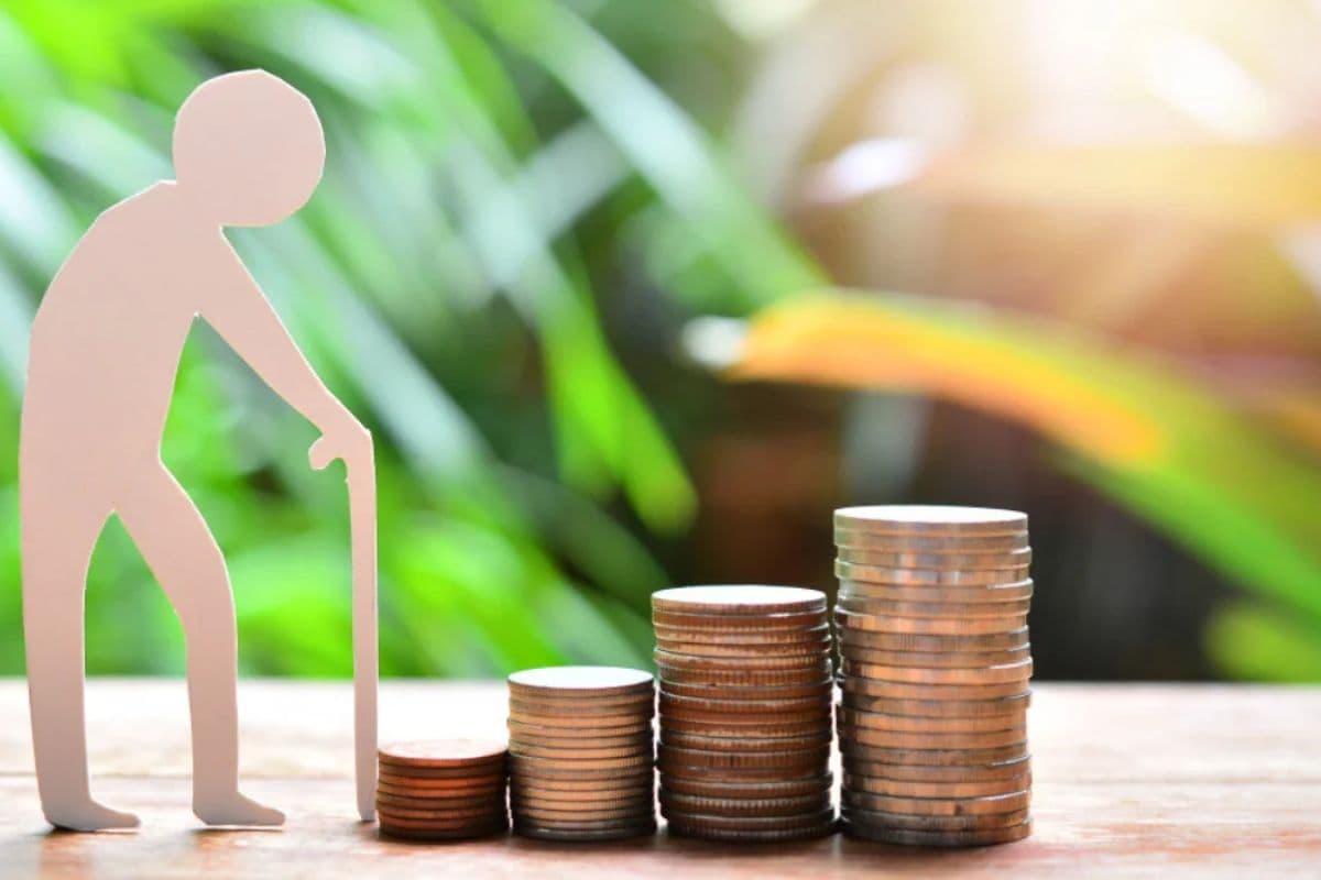 Prabhat Khabar Effect: मुर्दा को मिल रहे पेंशन पर लगी रोक, तीन साल से हर महीने क्रेडिट हो रहा था 400 रुपये