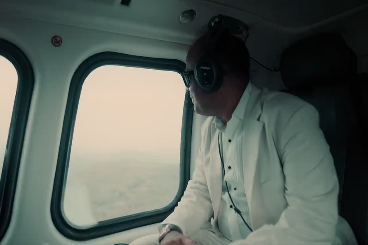 कौन है वो केरल का कारोबारी, जो हेलिकॉप्टर से गया कार की डिलीवरी लेने?