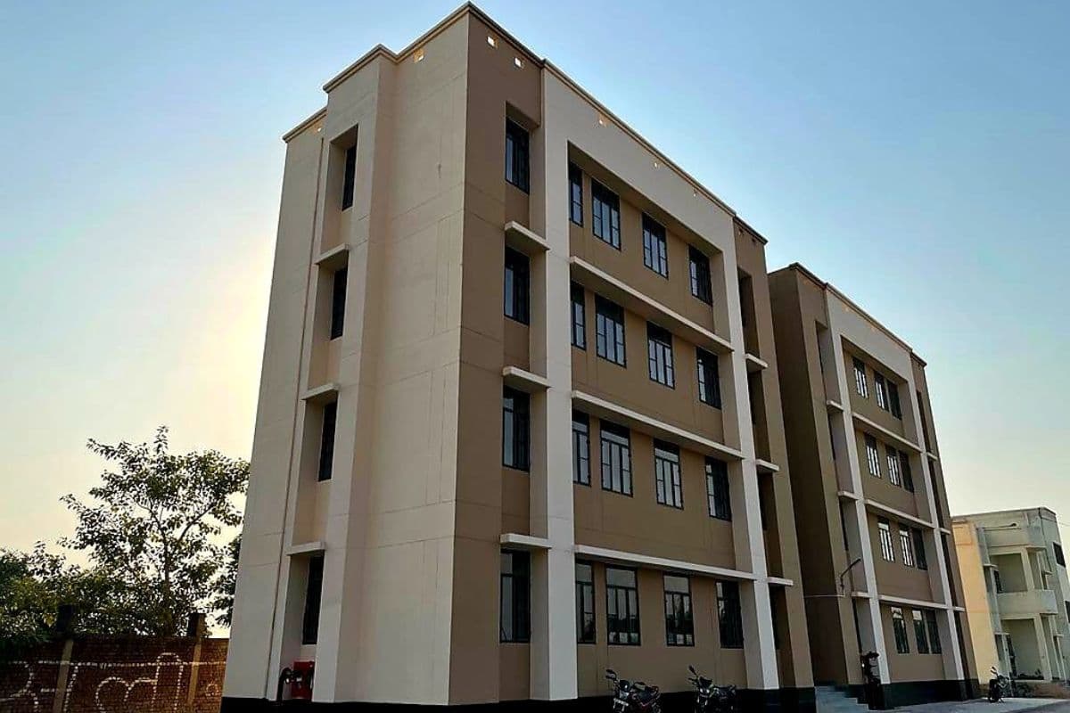 भागलपुर: अब बैरक में नहीं आधुनिक भवन में रहेंगे RPF के जवान, 60 बेड वाले बिल्डिंग का निर्माण शुरू