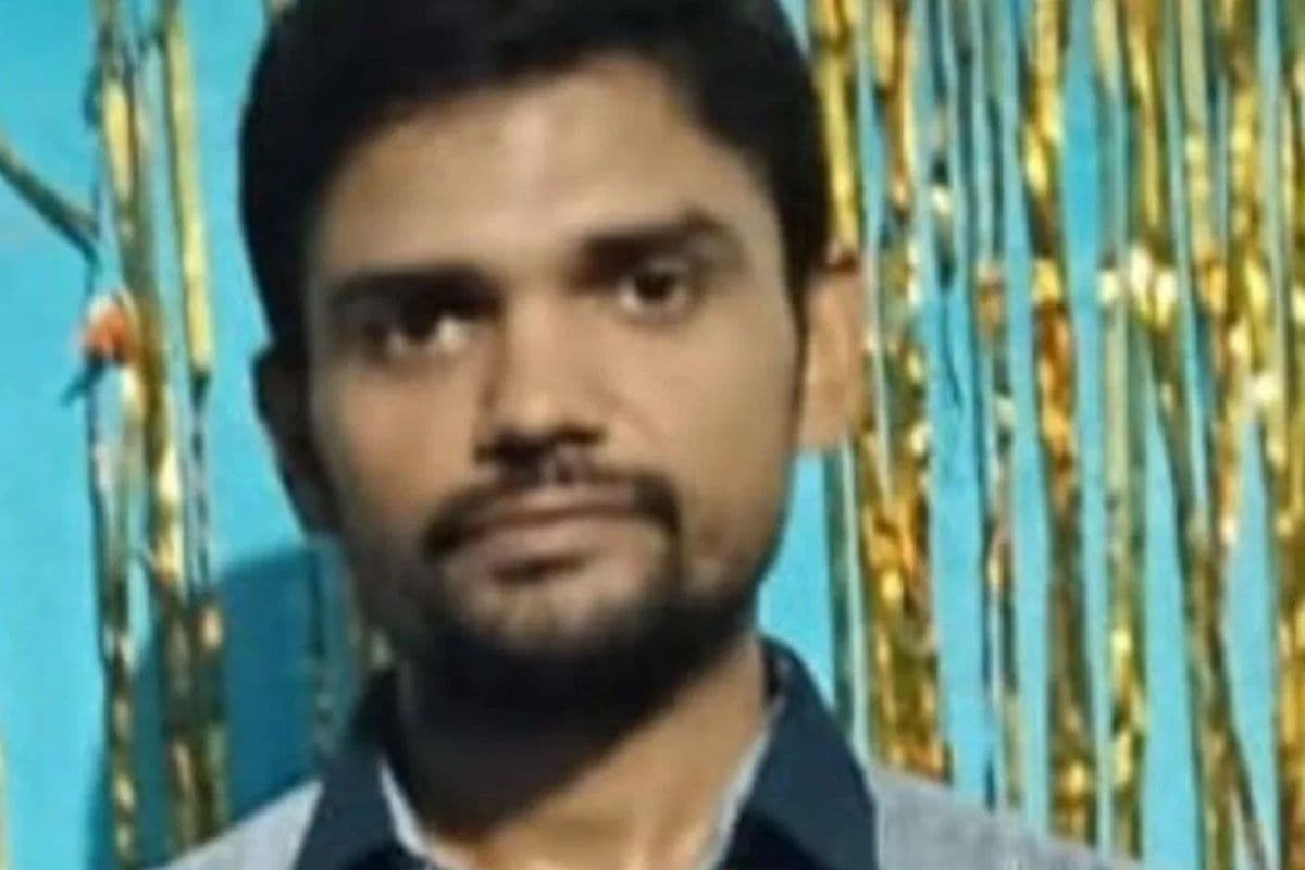 शिक्षक हरिओम यादव