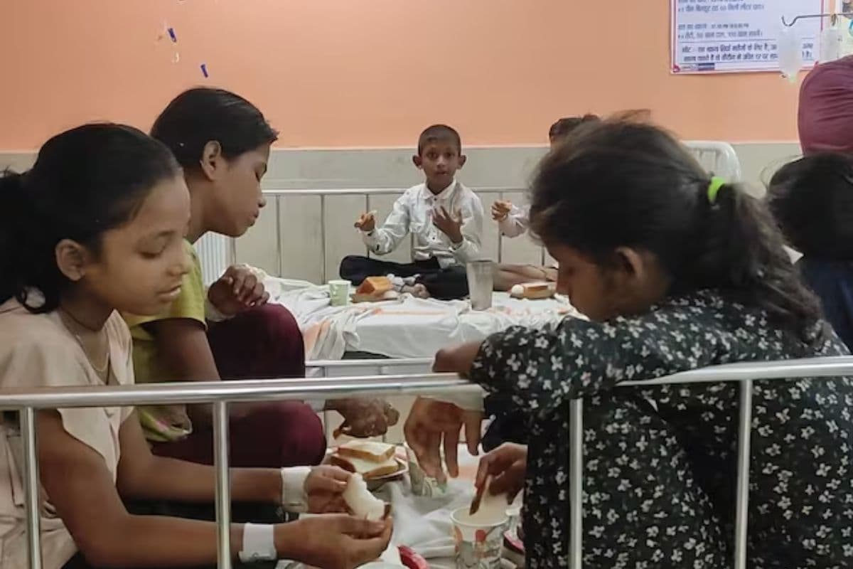 मधेपुरा : 'काजू' समझ खा गए अंडी के बीज, एक दर्जन से अधिक बच्चे बीमार 