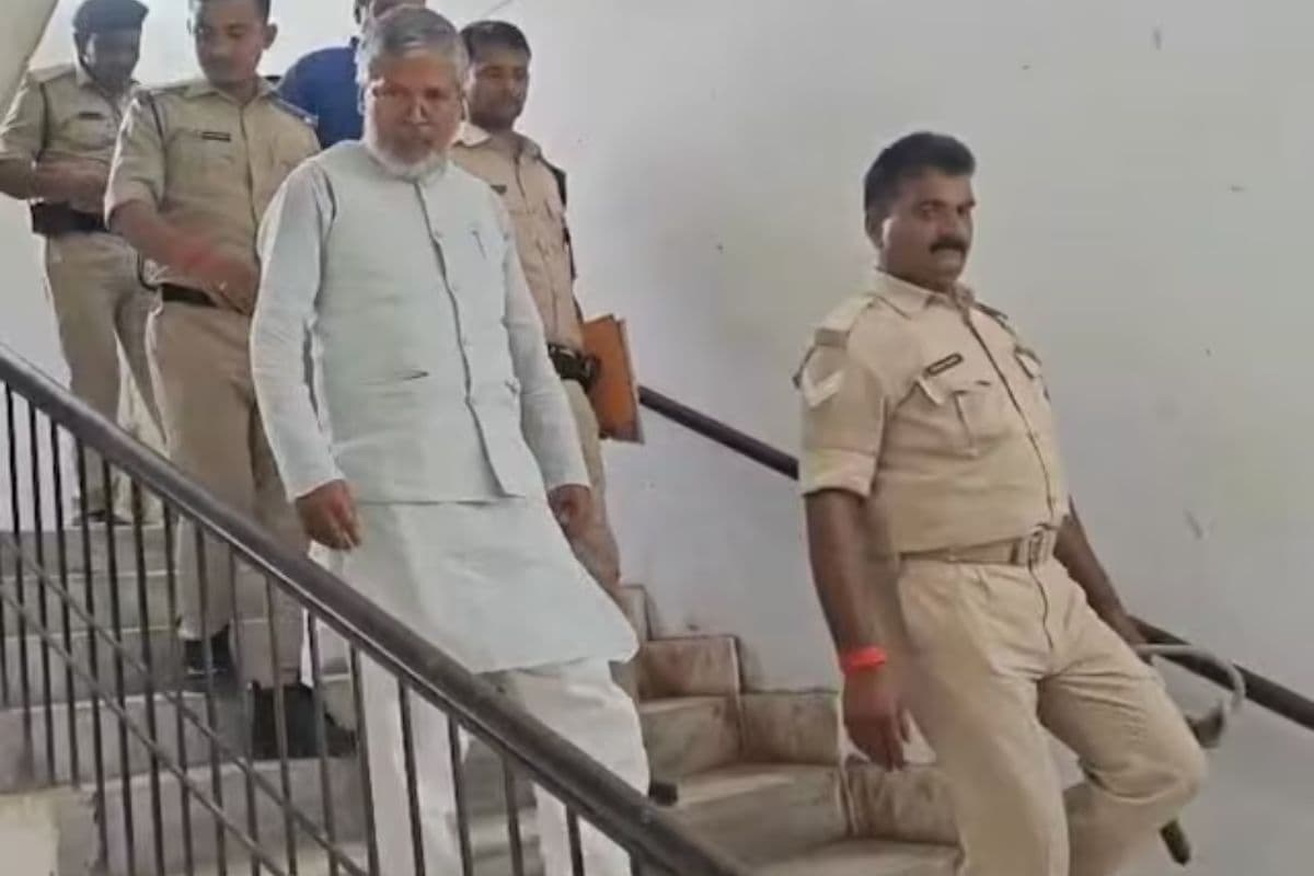 विधायक मिश्री लाल