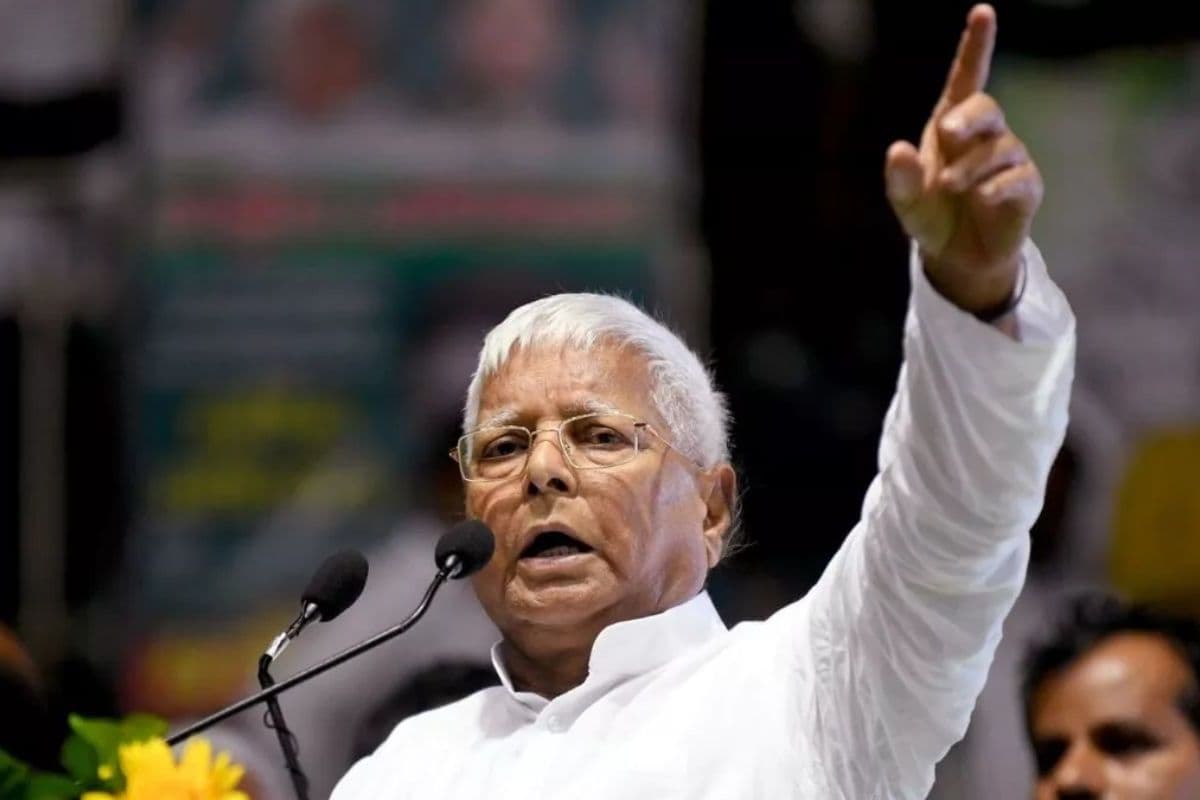 Patna: संविधान बदलना चाहती है RSS, होसबोले के बहाने लालू यादव ने संघ पर बोला हमला