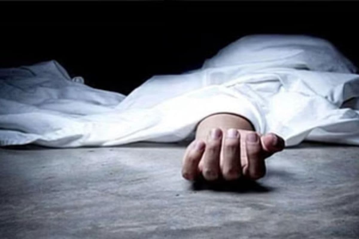 मुजफ्फरपुर: मकसूदपुर में ट्रक व हाइवा की भीषण टक्कर, दोनों के चालक की मौत