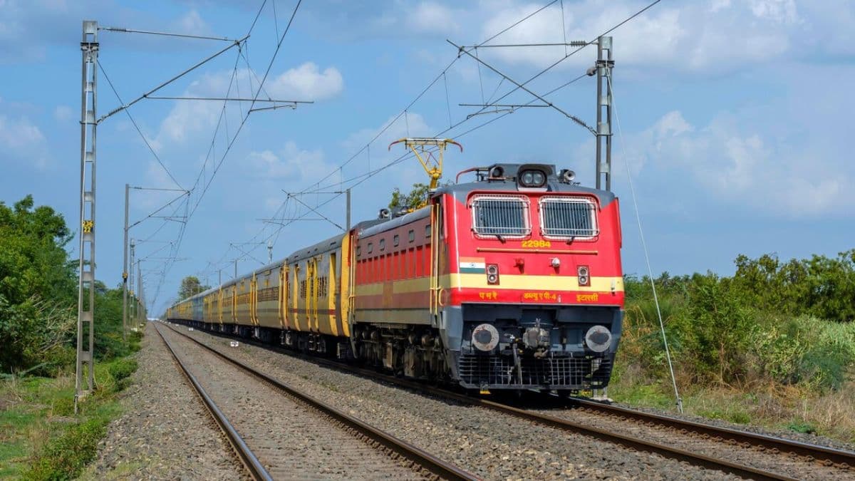 Railway: आरक्षण चार्ट तैयार करने का समय बदला, अब 8 घंटे पहले तैयार होगी सूची