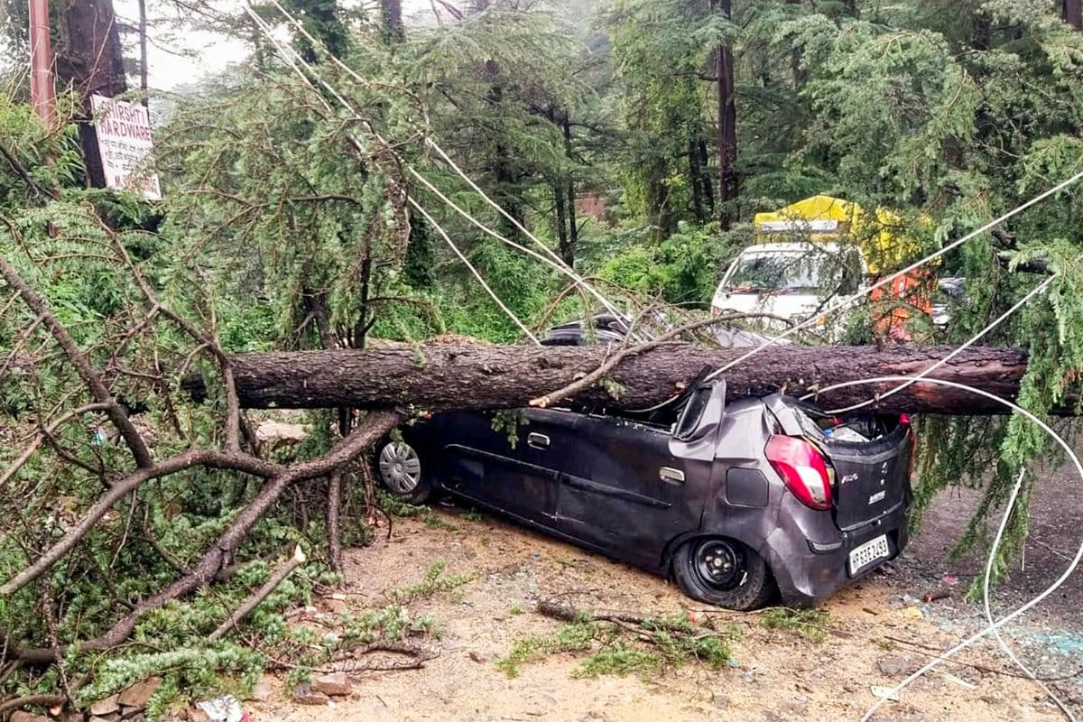 Rain Havoc: बारिश ने मचाया हाहाकार, बादल फटने से उत्तराखंड में दो की मौत, कई राज्यों में रेड अलर्ट जारी