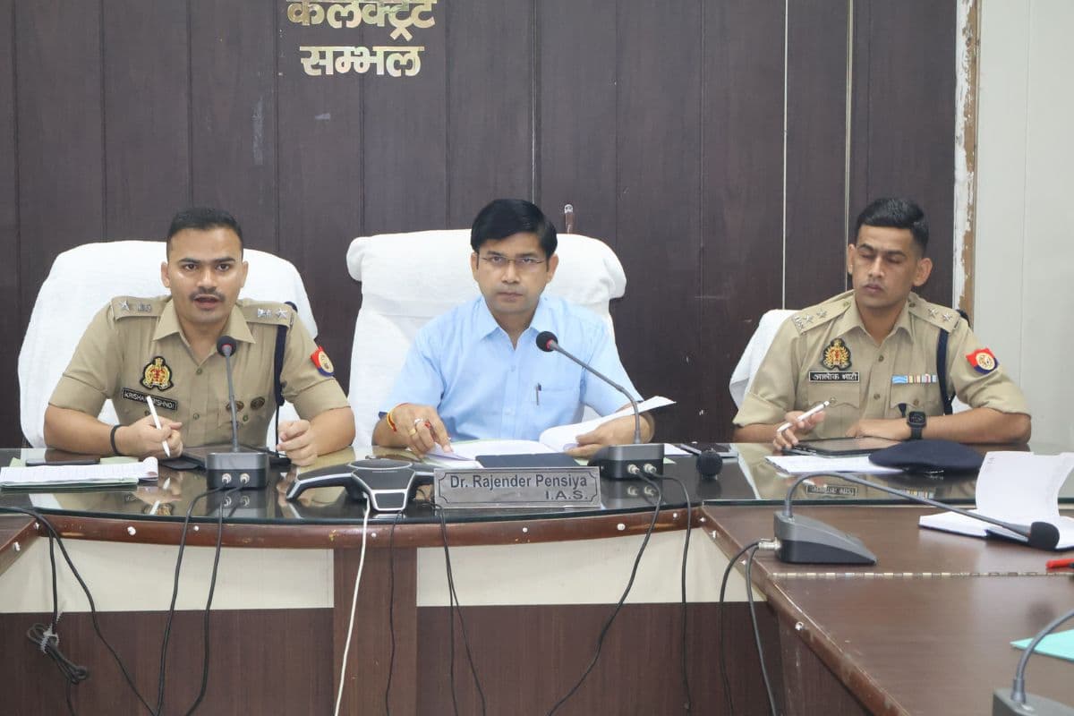 बकरीद पर खुले में कुर्बानी और वीडियो पोस्टिंग बैन, संभल प्रशासन का सख्त निर्देश