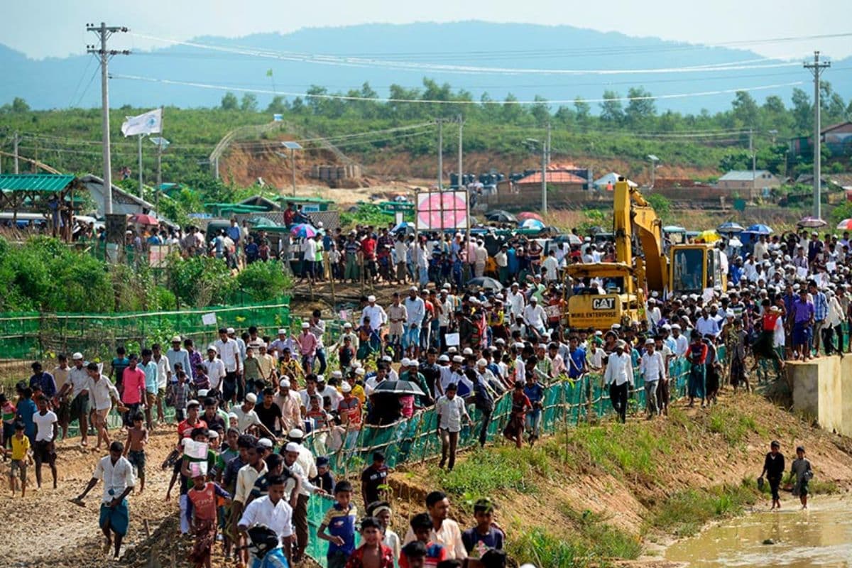 Rohingya Militants: अराकान आर्मी से जंग को तैयार रोहिंग्या, बांग्लादेश में बना रहे अपनी फौज