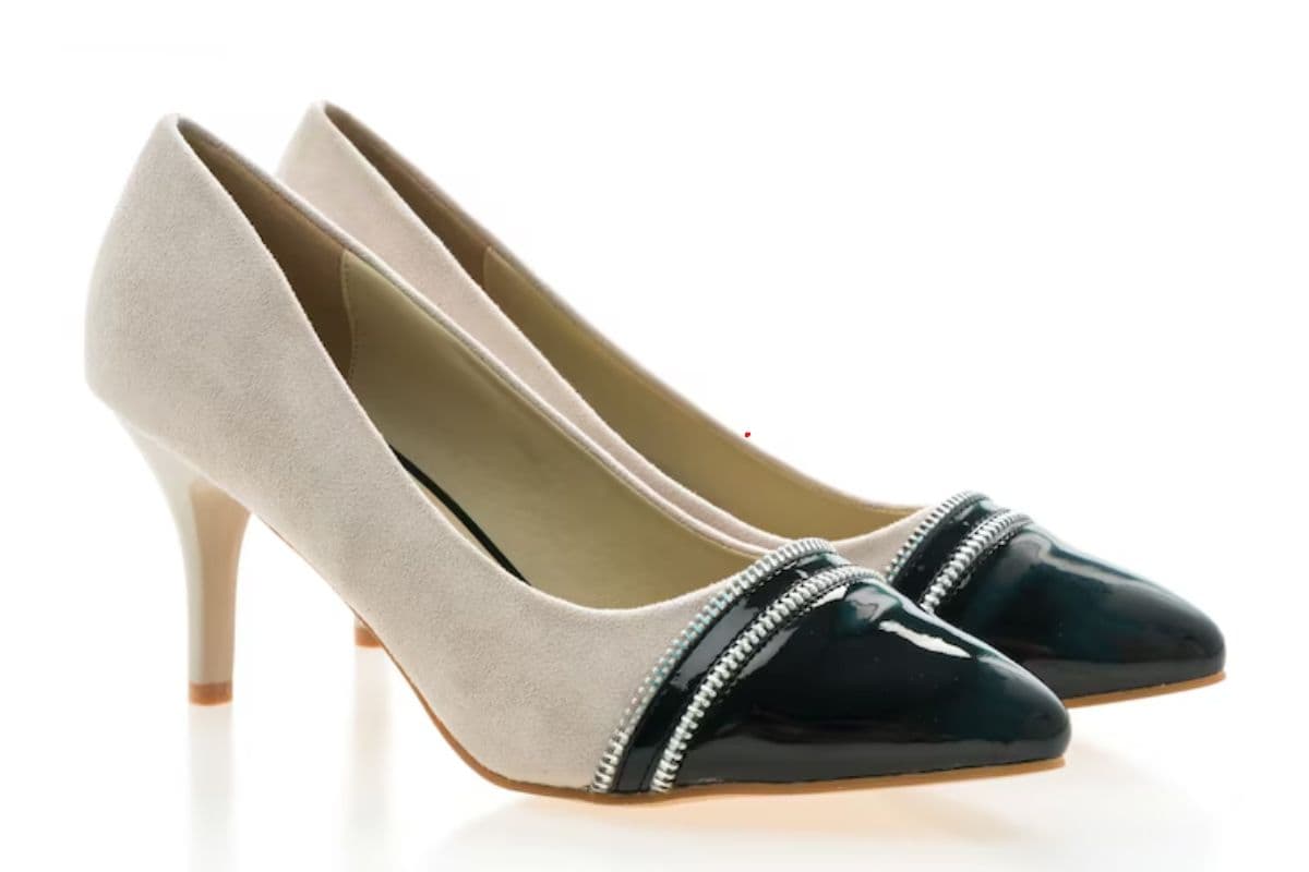 फॉर्मल से कैजुअल तक ऑफिस के लिए ये है आरामदायक फुटवियर, स्टाइल ऐसा कि लोग निहारते रहेंगे पैर