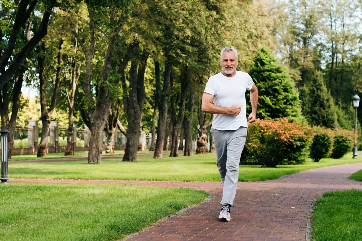 मिल गया 90 साल तक स्वास्थ्य रहने का सीक्रेट फॉर्मूला, हर दिन करें ये 7 काम बूढ़ापे में भी 40 साल वालों को देंगे मात