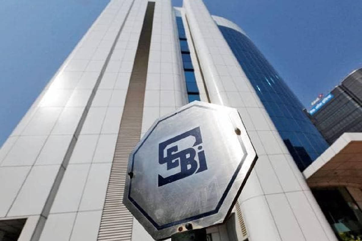 अब स्वेच्छा से शेयर बाजार से हट सकेंगी सरकारी कंपनियां, सेबी करेगा नियमों में बदलाव