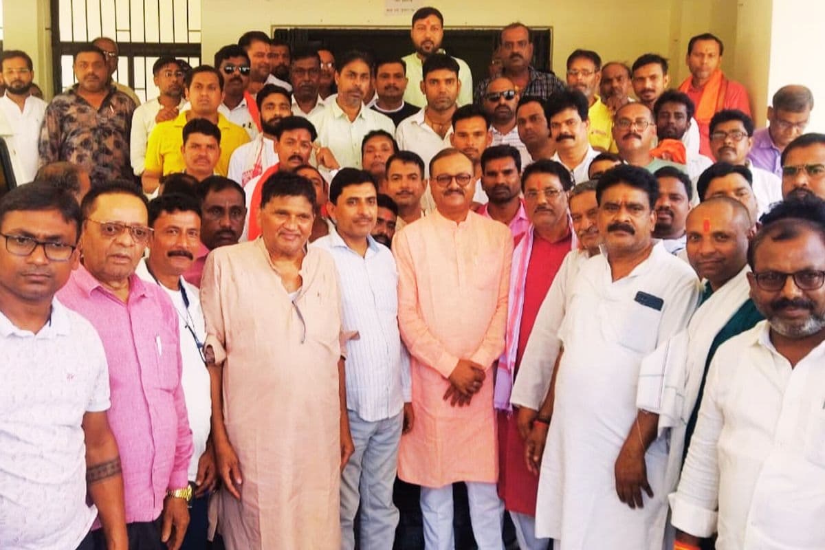 विधायक श्वेता सिंह के नाम 2 क्वार्टर, दोनों का किराया बकाया, नामांकन में नहीं है उल्लेख : बिरंची नारायण