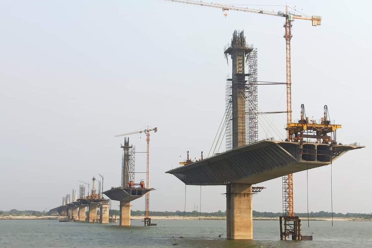 Bihar Bridge News: ढहकर गिरे सुल्तानगंज-अगुवानी घाट पुल का काम फिर से हुआ शुरू, पटना हाईकोर्ट ने तय कर दी ये डेडलाइन…