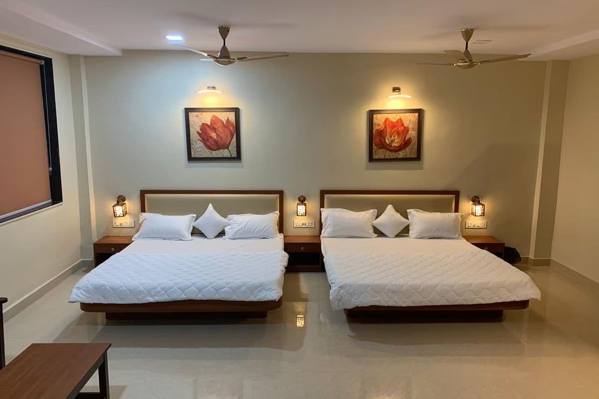 Bihar Railway: बिहार के कौन-कौन से रेलवे स्टेशन पर मिलती है रिटायरिंग रूम की सुविधा, जानिए बुकिंग की प्रक्रिया