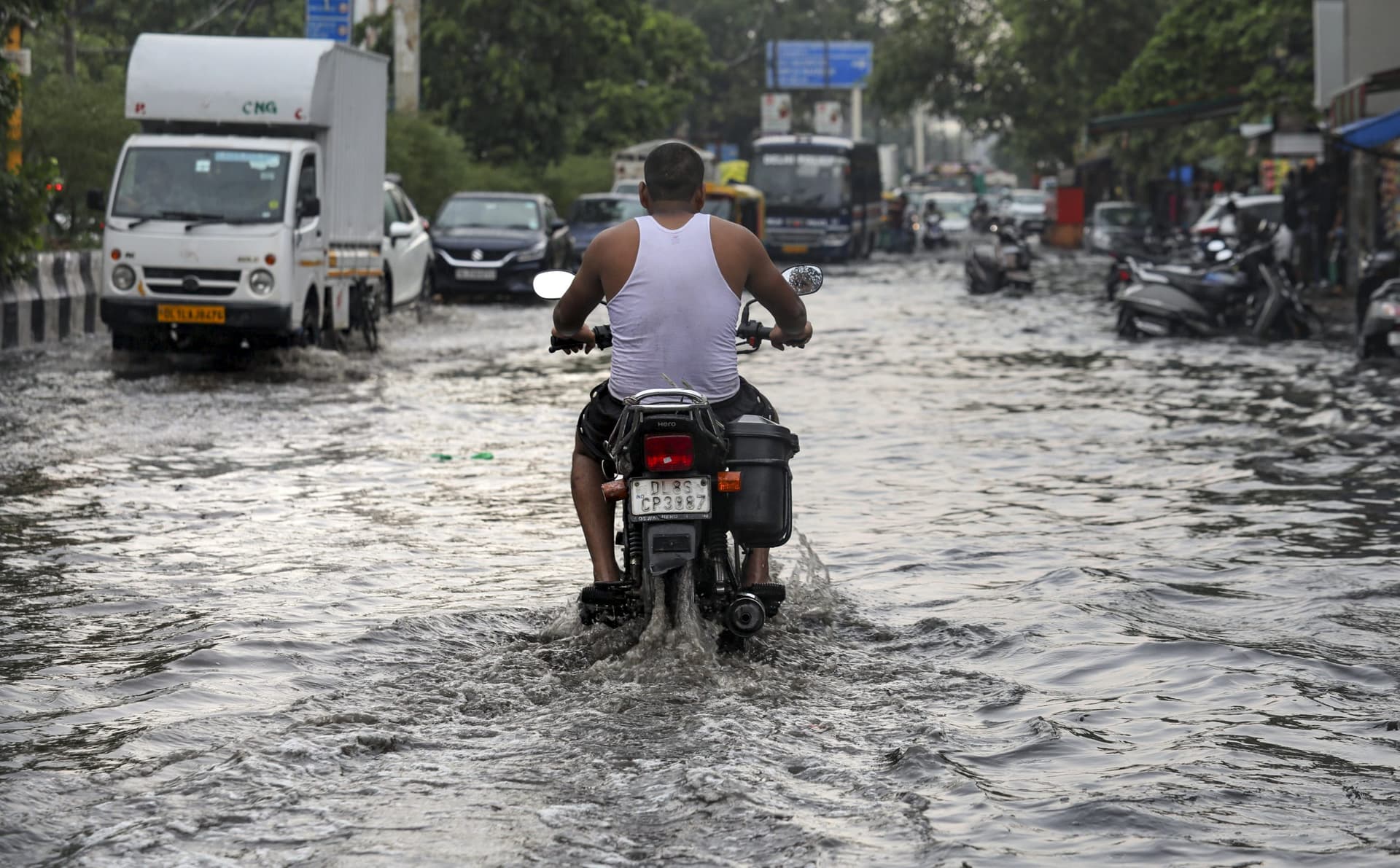 Rain Alert Rajasthan: मानसून की झमाझम बरसात, राजस्थान के कई इलाकों में भरा पानी, Video
