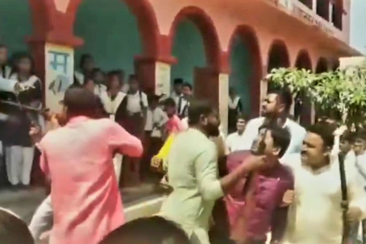 फिल्म की शूटिंग का वीडियो वायरल: स्कूल में शूट किए गए किडनैपिंग सीन को बताया जा रहा शिक्षक का पकड़ौआ विवाह