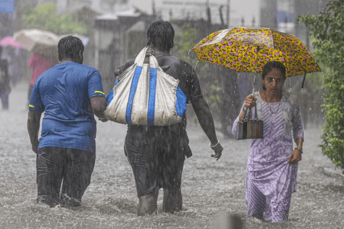 Bihar Monsoon Realtime: अगले 7 दिनों में मॉनसून दिखाएगा  असली रूप, जोरदार बारिश के साथ ठनके की चेतावनी