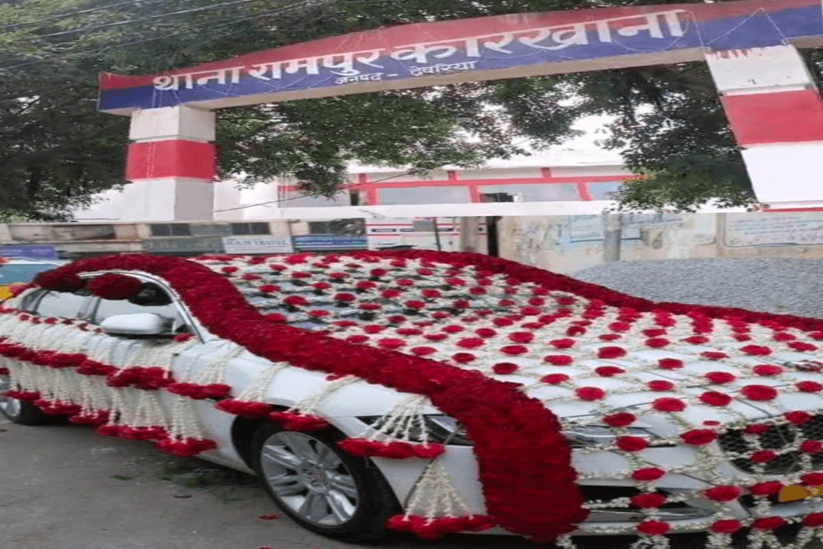 दुल्हन के स्वागत की तैयारी थी घर में, लेकिन दूल्हा-दुल्हन पहुंच गए थाने! जानिए क्यों?
