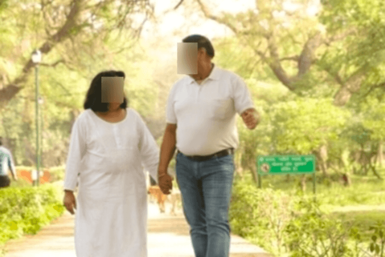 नारी की पीड़ा और रिश्तों का पतन, मौसी संग भागे पति की कहानी