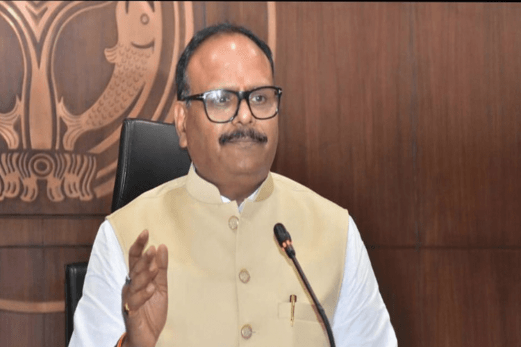 डिप्टी सीएम बृजेश पाठक का बड़ा ऐलान, यूपी के सभी मेडिकल कॉलेजों में रोजाना राउंड और सख्त निगरानी के आदेश