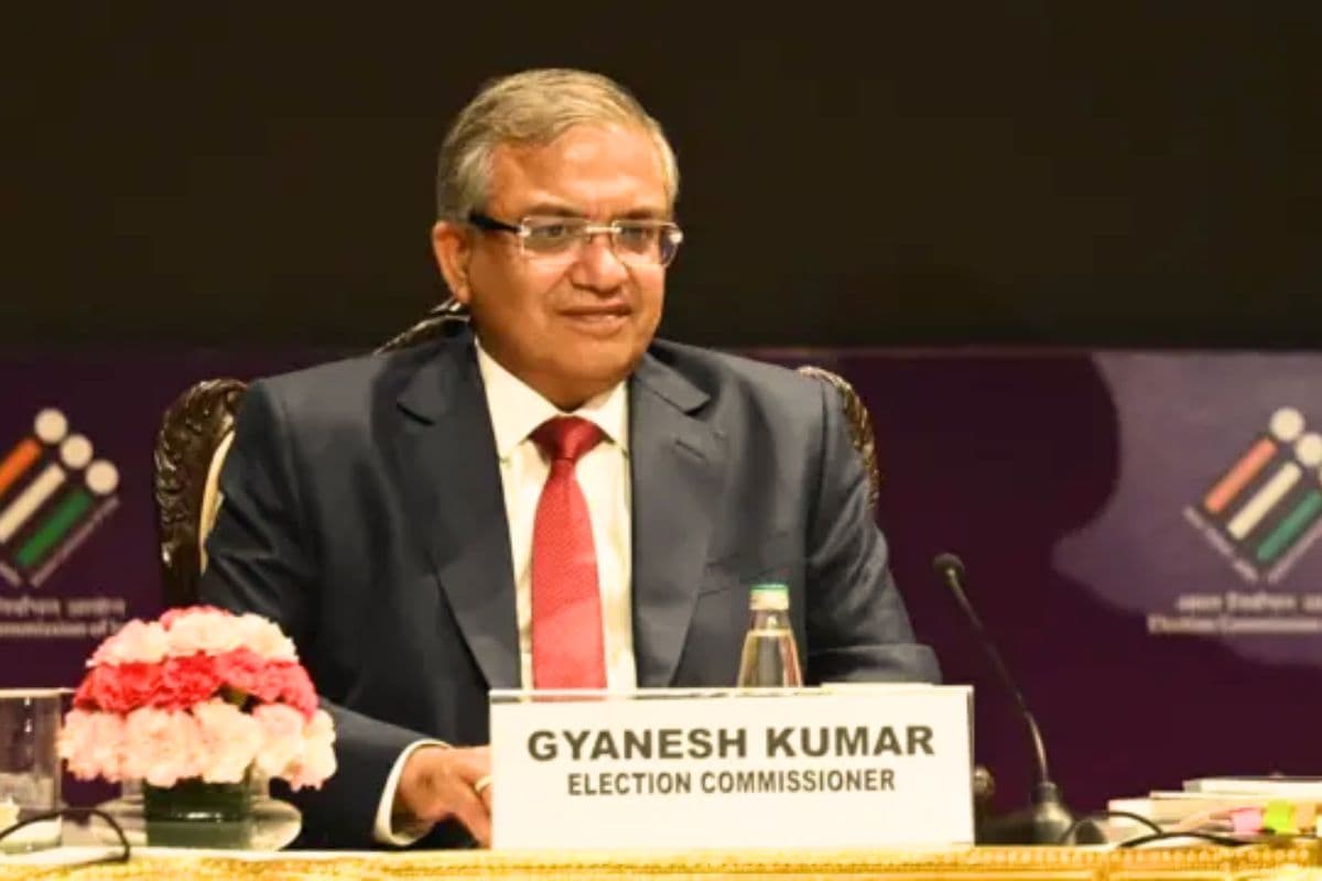 Bihar Election: बिहार आएंगे मुख्य निर्वाचन आयुक्त, सभी प्रमंडलों का करेंगे दौरा! इसके बाद चुनाव का हो सकता है ऐलान