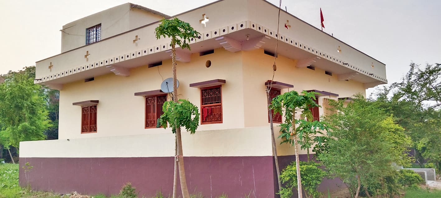 Gaya News : मामूली विवाद पर पूर्व प्रमुख के घर पर गोलीबारी, खोखे बरामद