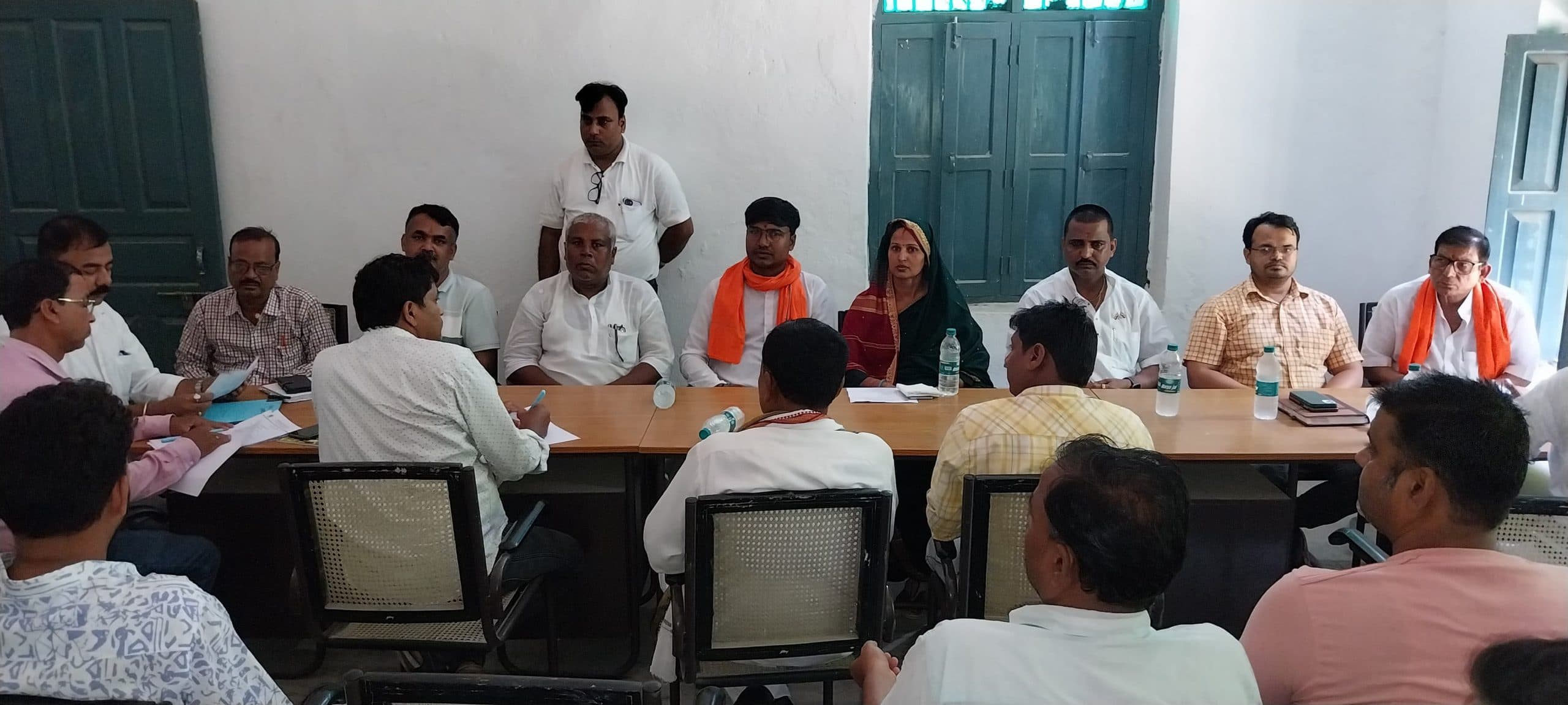 Madhubani News : प्रखंड उर्वरक निगरानी सह अनुश्रवण समिति की बैठक में खाद उपलब्ध कराने का निर्णय