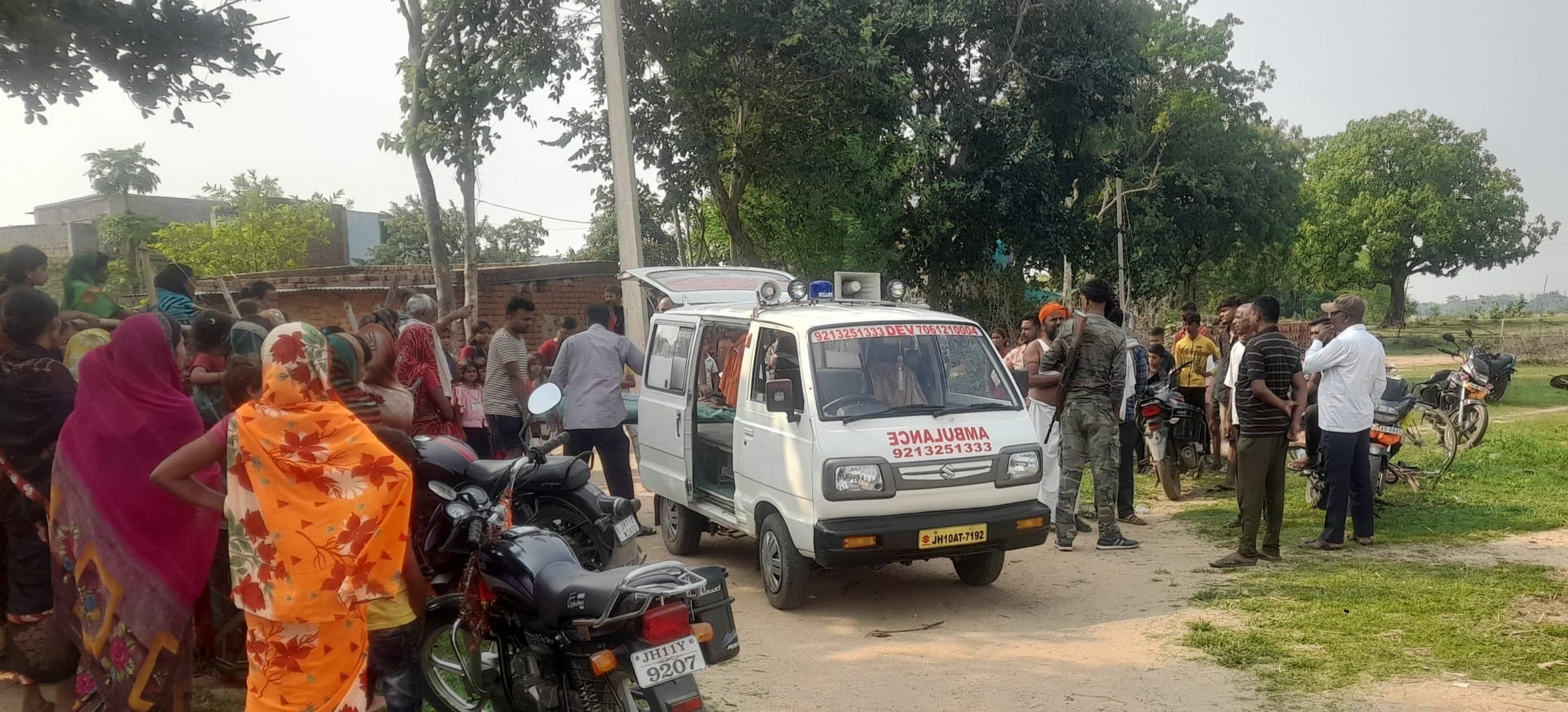 Giridih News :एकडेरा में अधेड़ ने फांसी लगाकर आत्महत्या की