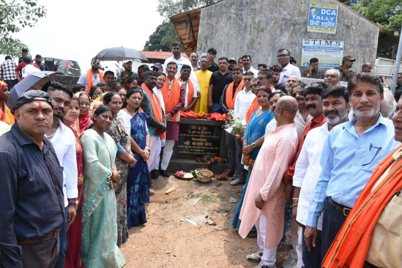 Ranchi News : जगन्नाथपुर मंदिर परिसर में सौंदर्यीकरण कार्य की आधारशिला