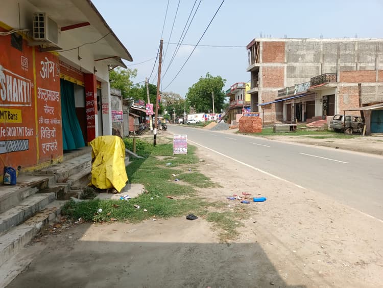Bettiah : भीषण गर्मी से जनजीवन अस्त व्यस्त, सड़के हो रही सूनी