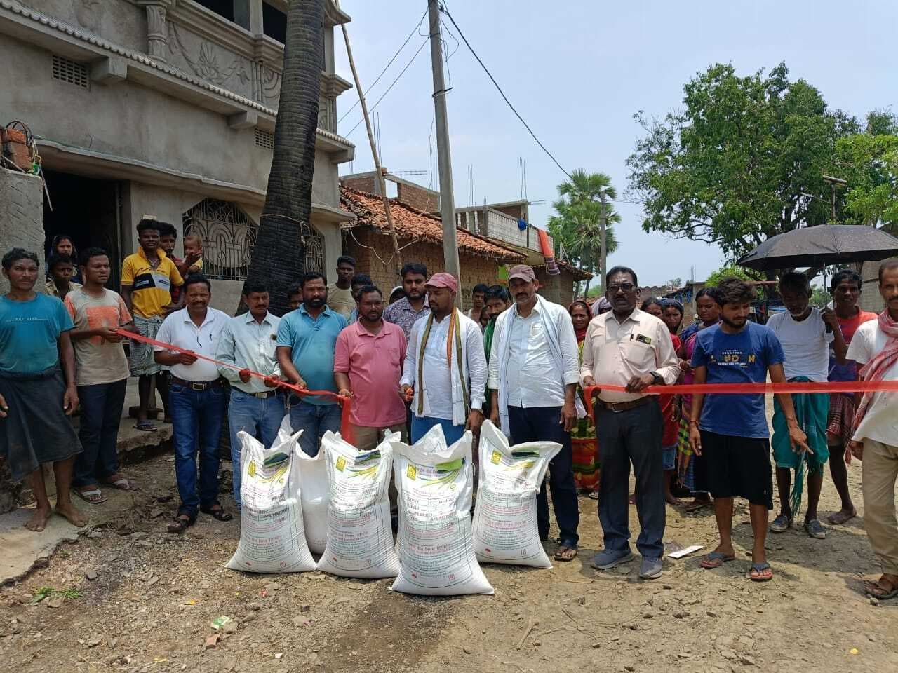 समय पर किसानों तक धान का बीज पहुंचाना सरकार की प्राथमिकता: प्रमुख