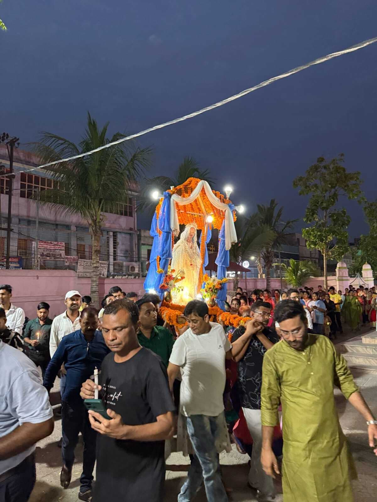 Bettiah : ओ मां मरियम तेरा नाम, सारे जग में धन्य हैं...