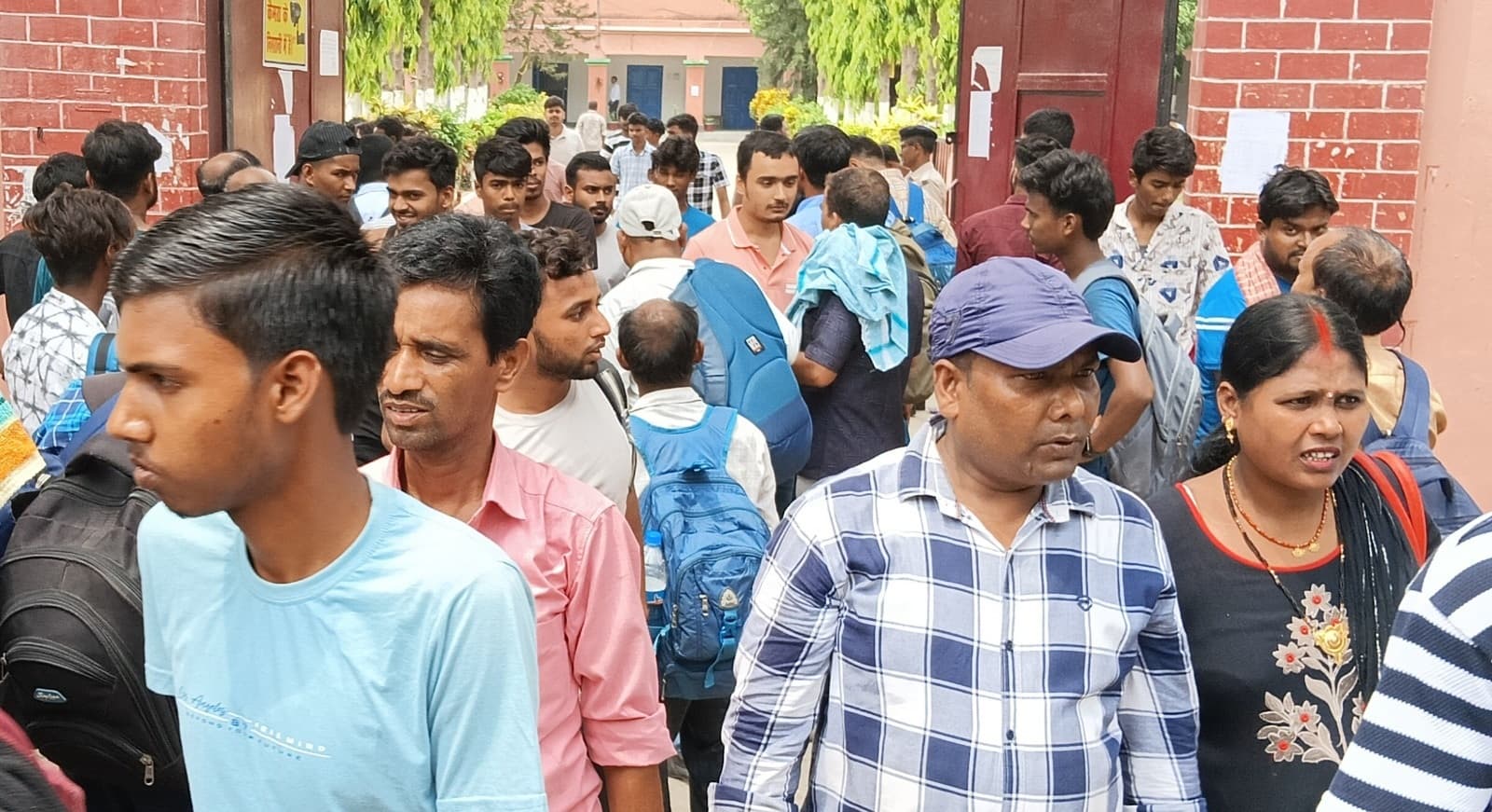 Motihari: डिप्लोमा -सर्टिफिकेट प्रवेश प्रतियोगिता परीक्षा के दूसरे दिन 3644 परीक्षार्थी हुए शामिल