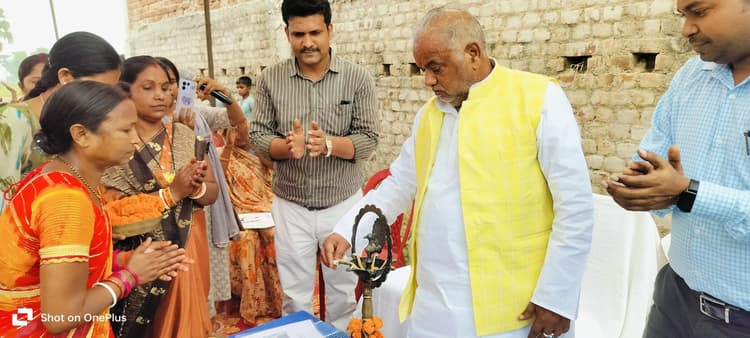 जीविका के माध्यम से सशक्त हो रहीं महिलाएं : मंत्री