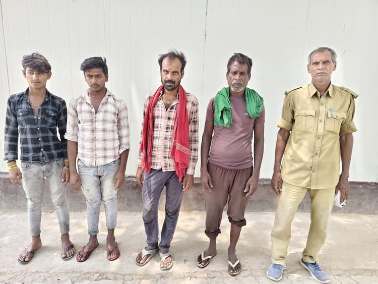 बेटियों की शादी व कर्ज परेशान आकर युवक ने खाया जहर, मौत