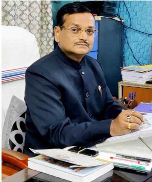 भारत की शिक्षा जरूरत को पूरा कर रहा है डीएवी : प्राचार्य