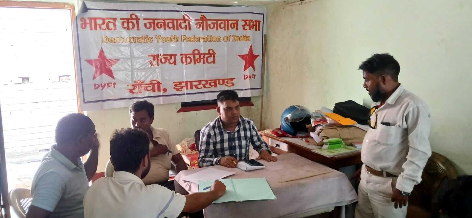 केंद्र व राज्य सरकार नौजवानों के लिए रोजगार सृजित करने में नाकाम रही : मोहन मंडल