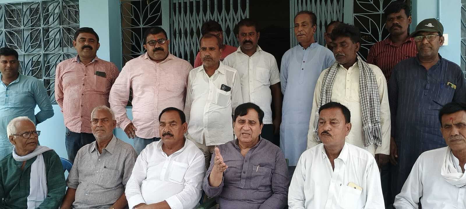 Madhubani News : सेना का राजनीतिकरण दुर्भाग्यपूर्ण : डॉ शकील