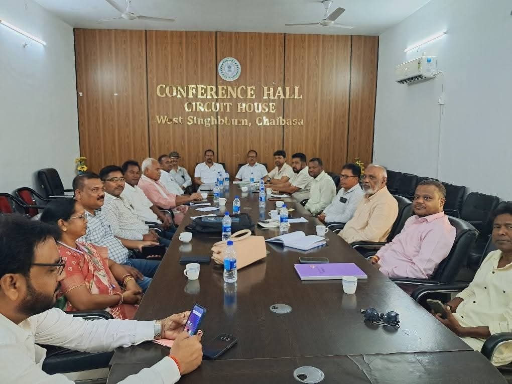 Chaibasa News : झामुमो की मजबूती के लिए तालमेल जरूरी : दीपक बिरुवा