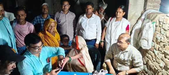 गढ़ी गांव में फाइलेरिया रोग का पता लगाने के लिए लगा शिविर