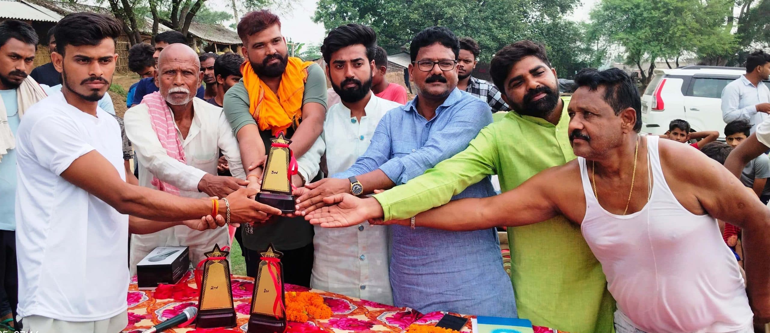 1600 मीटर दौड़ प्रतियोगिता में धीरज प्रथम, प्रिंस द्वितीय