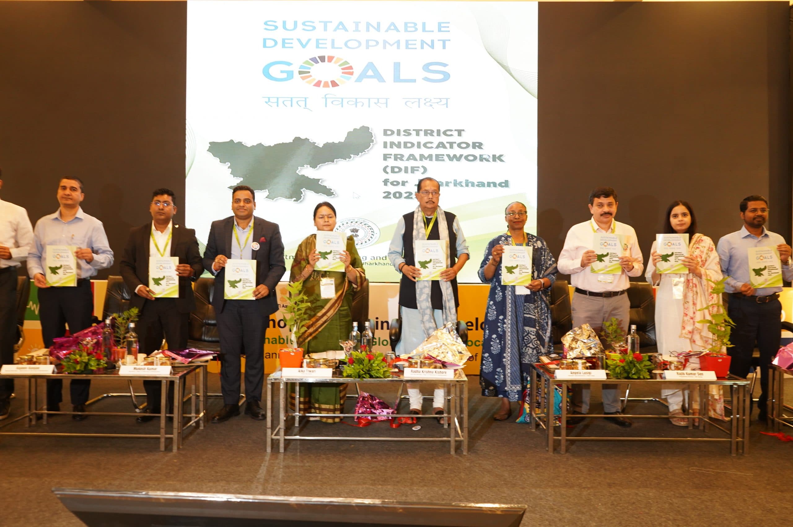 Ranchi News : डाटा संग्रह के लिए नोडल विभाग बना कर काम करें : अलका