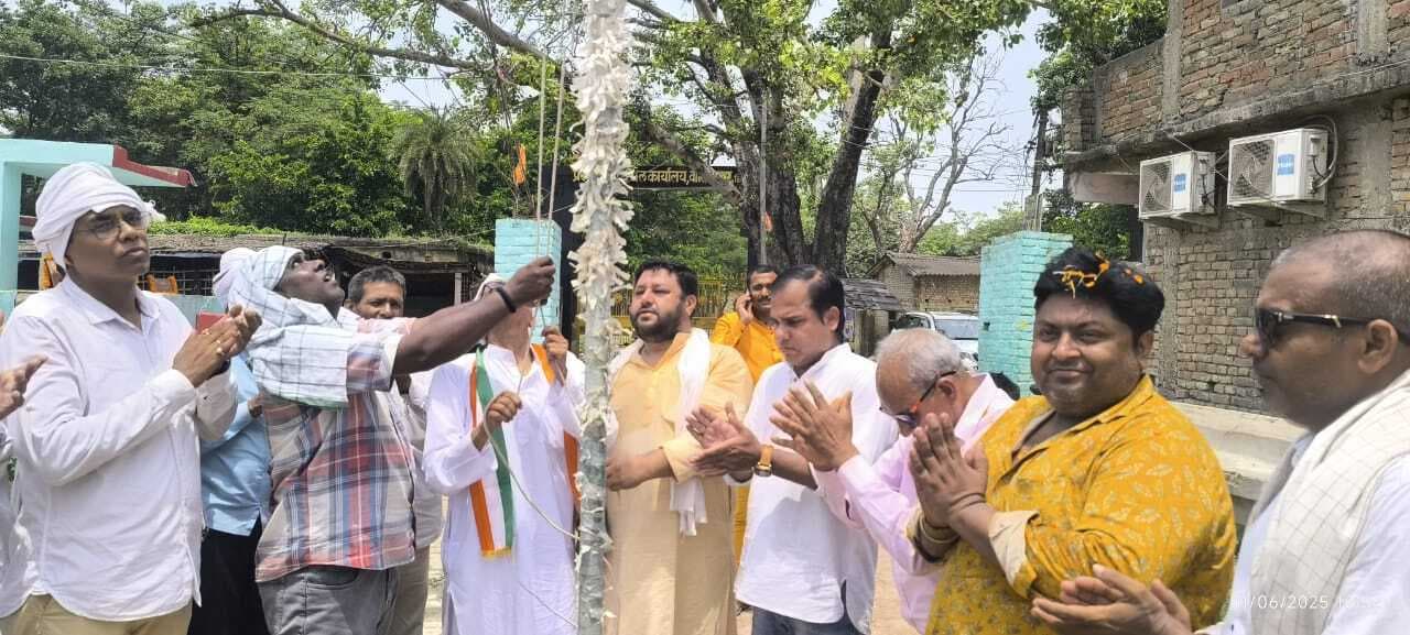 Samastipur News:स्वतंत्रता सेनानियों की कुर्बानी को भुलाया नहीं जा सकता : सिंह