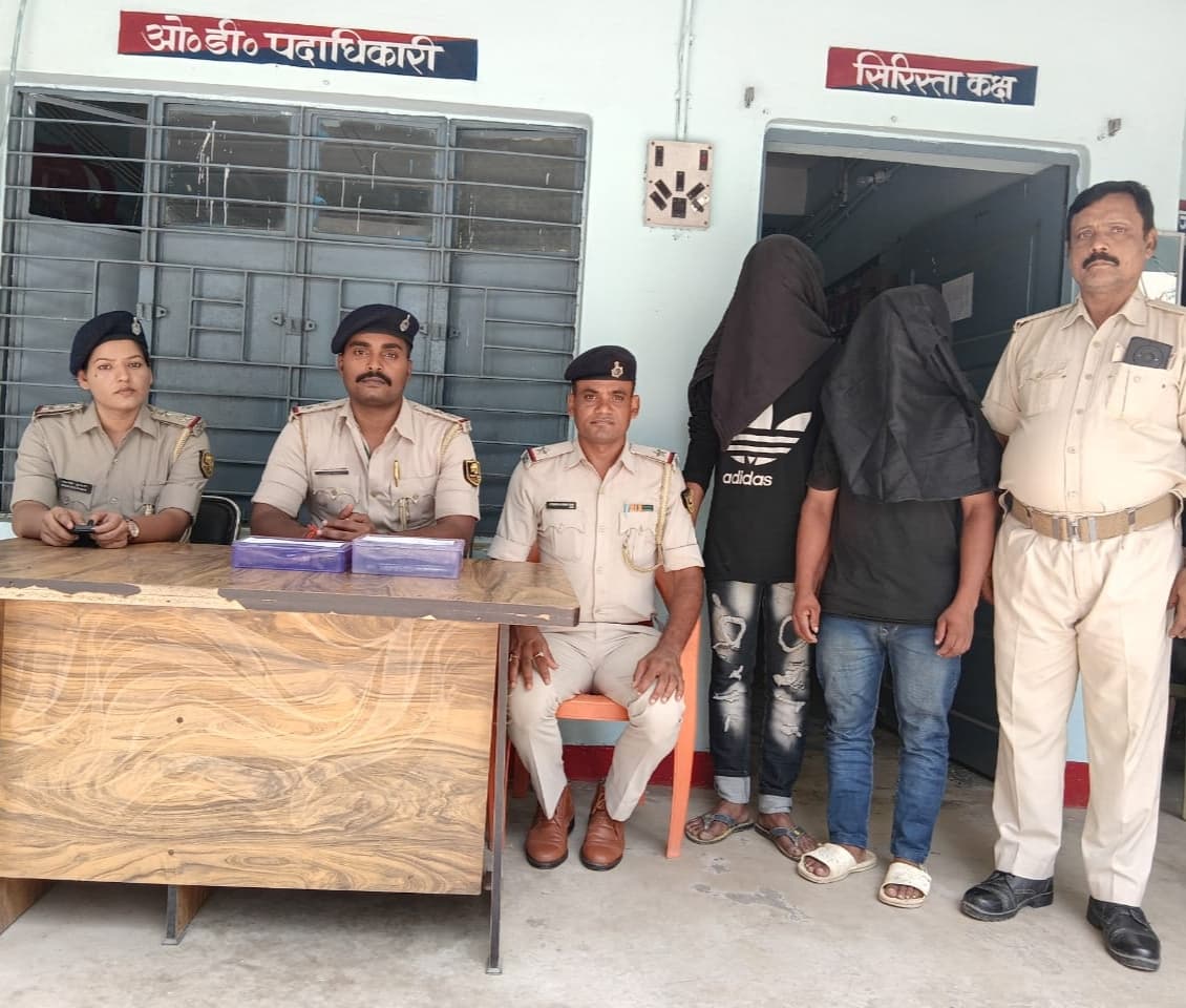 कट्टा व पिस्टल लहराते सोशल मीडिया पर वीडियो अपलोड करने में दो गिरफ्तार