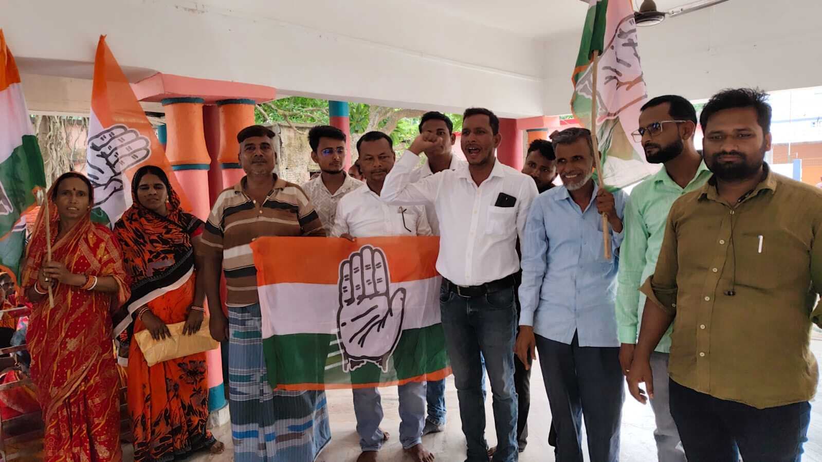 कांग्रेस की बैठक में संगठन को मजबूत करने पर चर्चा