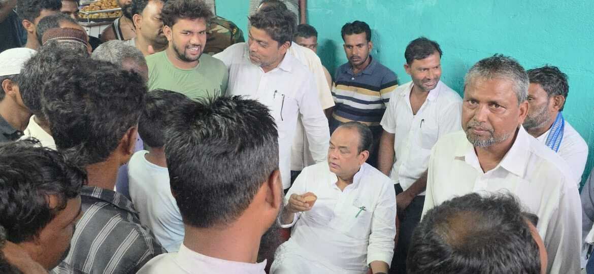 डॉ इरफान ने मुरलीपहाड़ी में लोगों से किया संवाद